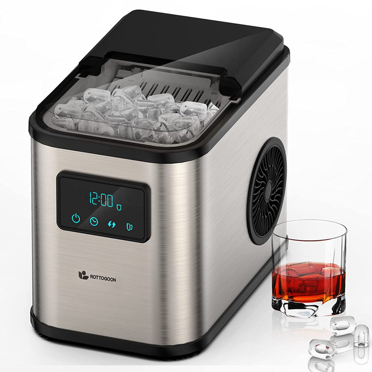 Clear ice store cube maker